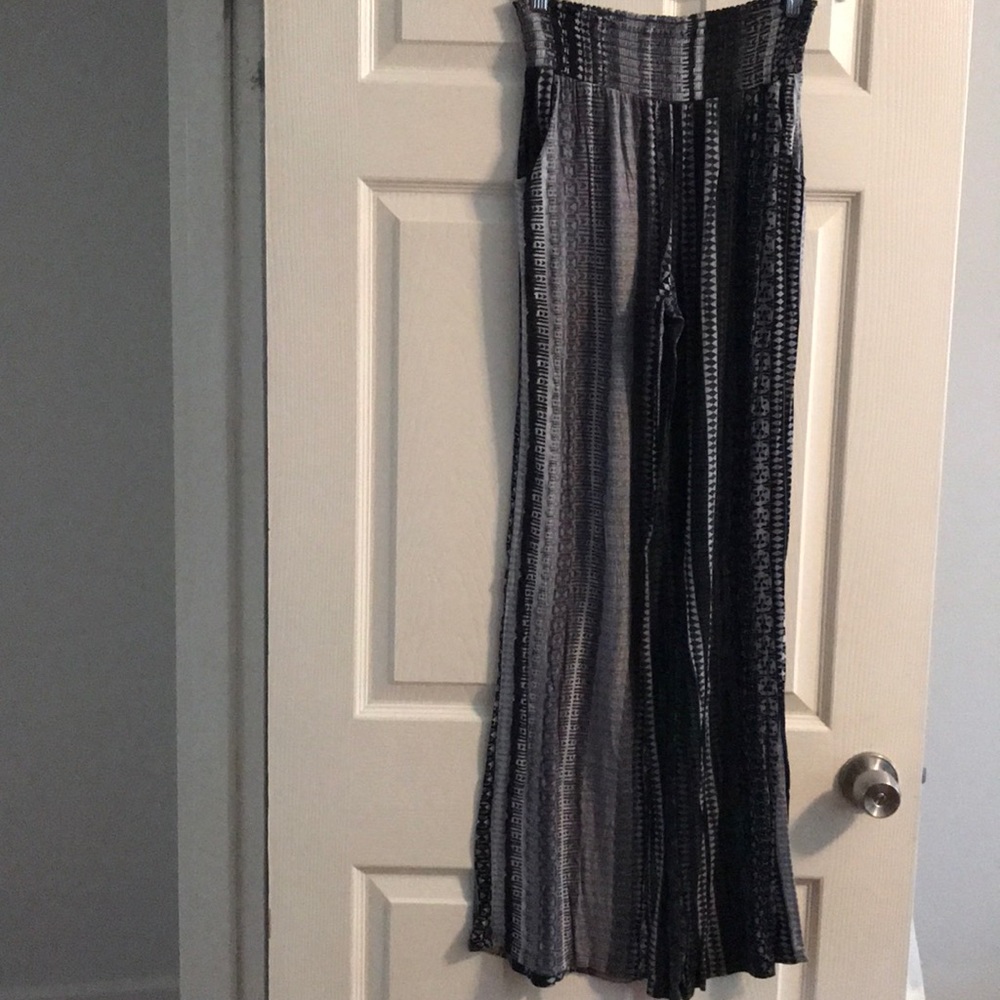 Mossimo black and gray palazzo pants